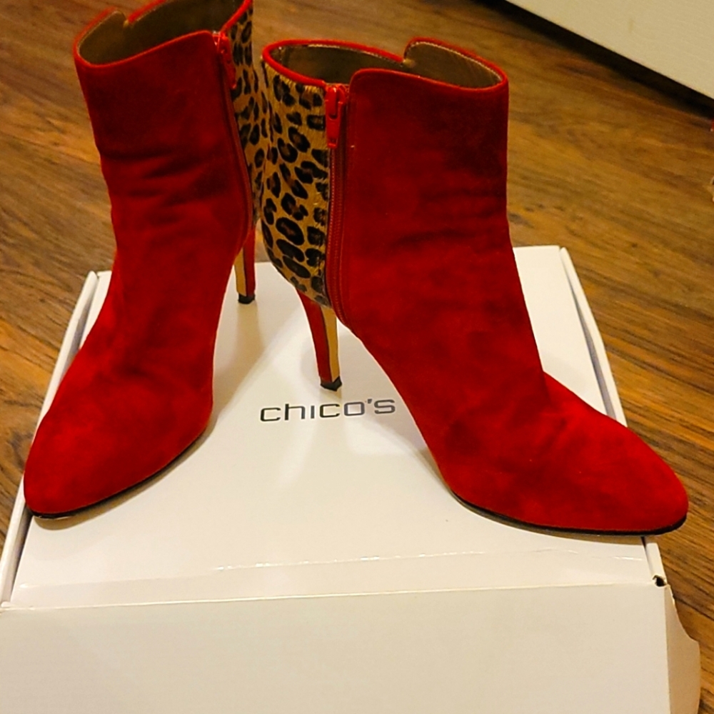 Red suede & leopard print boots